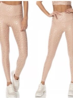 ZYIA Active Light and Tight gold leopard leggings size women’s 8/10